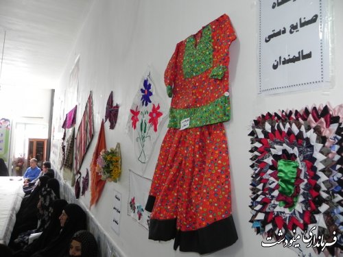 افتتاح نمایشگاه صنایع دستی سالمندان نور امید مینودشت 
