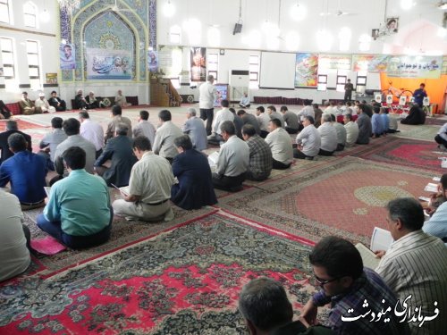 مراسم گرامیداشت شهیدان رجایی و باهنر در مسجد جامع مینودشت 