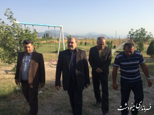 فرماندار مینودشت از پارک روستای ده عبدالله بازید کرد 