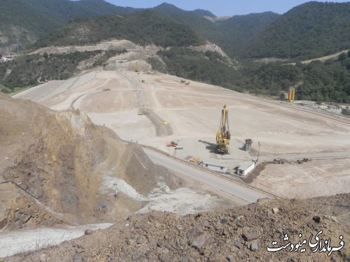 بازدید وزیر نیرو از پروژه سد نرماب شهرستان مینودشت