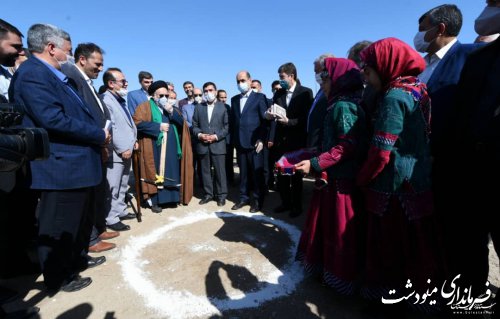 عملیات اجرایی پل شهدای گمنام و پارک امام رضا (ع) مینودشت آغاز شد