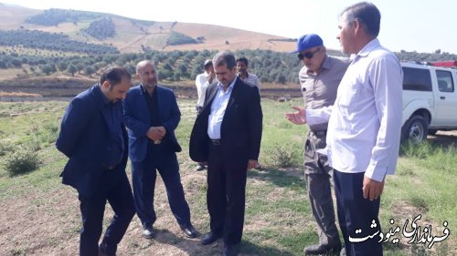 فرماندار مینودشت از پروژه های جاده بین مزارع و آب بندان روستای قره چشمه بازدید نمود