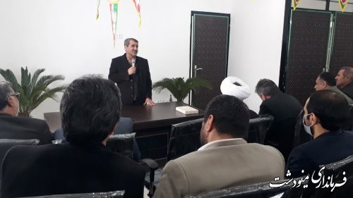 آئین افتتاح و کلنگ زنی پروژه های عمرانی شهرداری دوزین به مناسبت دهه فجر برگزار شد