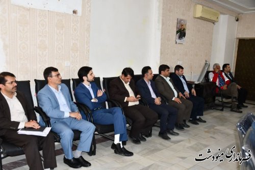 کارکنان دولت از امکانات اداری و سازمانی خود به نفع یا ضرر نامزدها استفاده نکنند